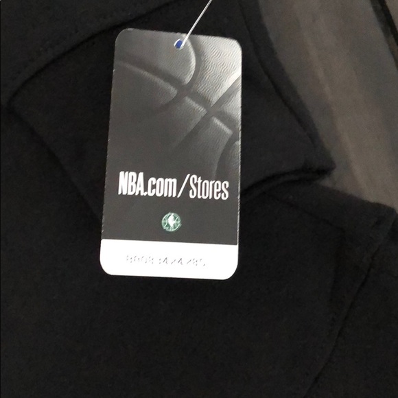 Toronto raptors top or sweatshirt - Picture 3 of 6